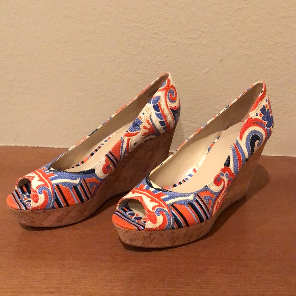 NINE WEST crock wedges. Peep-toe with blue & orange swirl design.  Size 8.5.